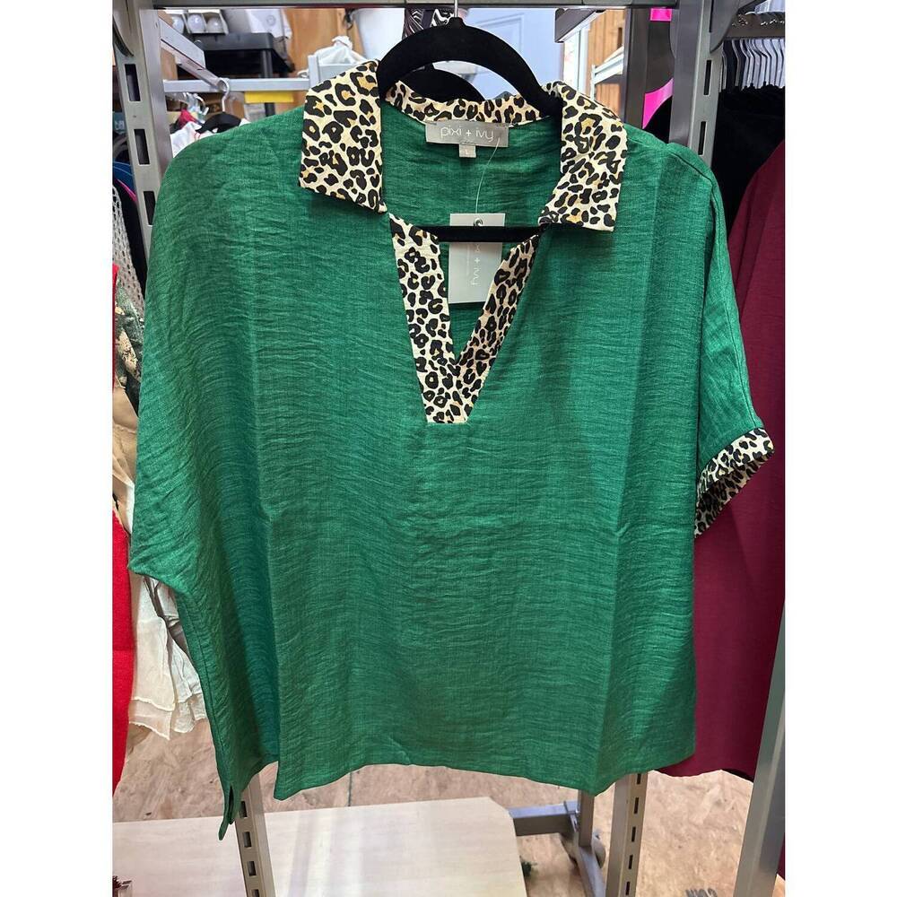 NEW PIXI + IVY women's leopard blouse in green